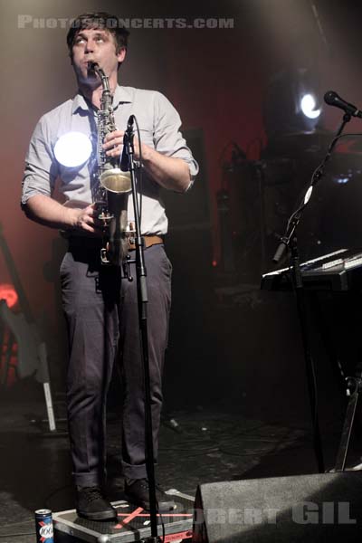 METRONOMY - 2011-05-04 - PARIS - La Cigale - 